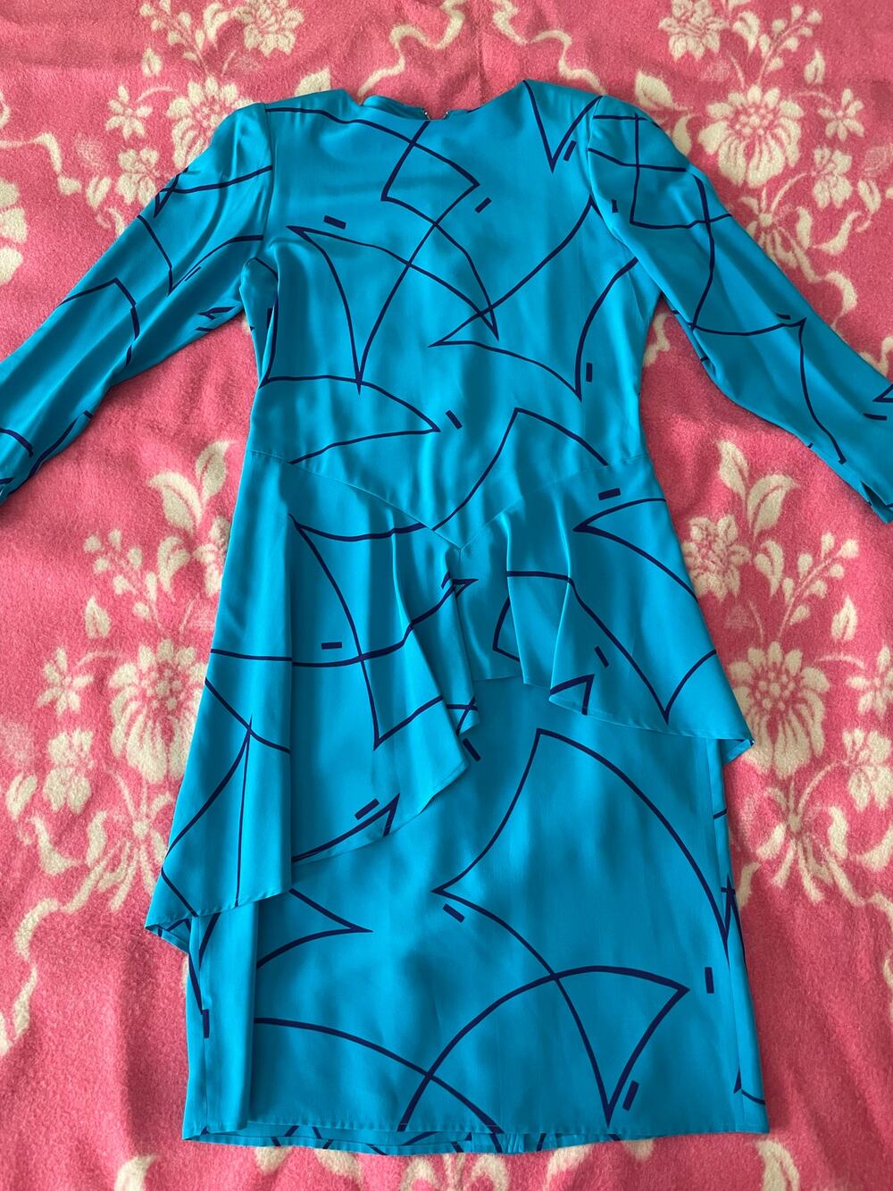 Vtg. 80s Blue abstract print long drop waist sleeve dress retro glam